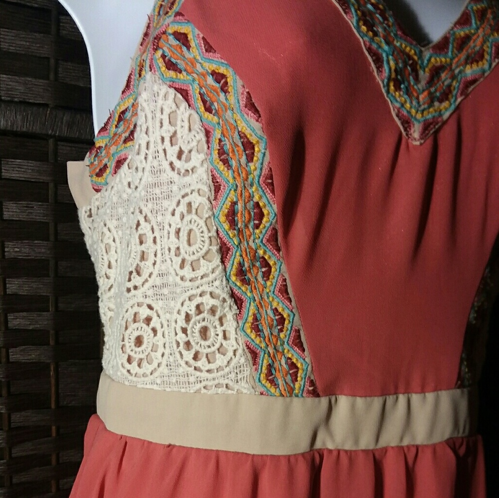 Sz 12 Jr (Juniors) Apricot Dress - Picture 2 of 7